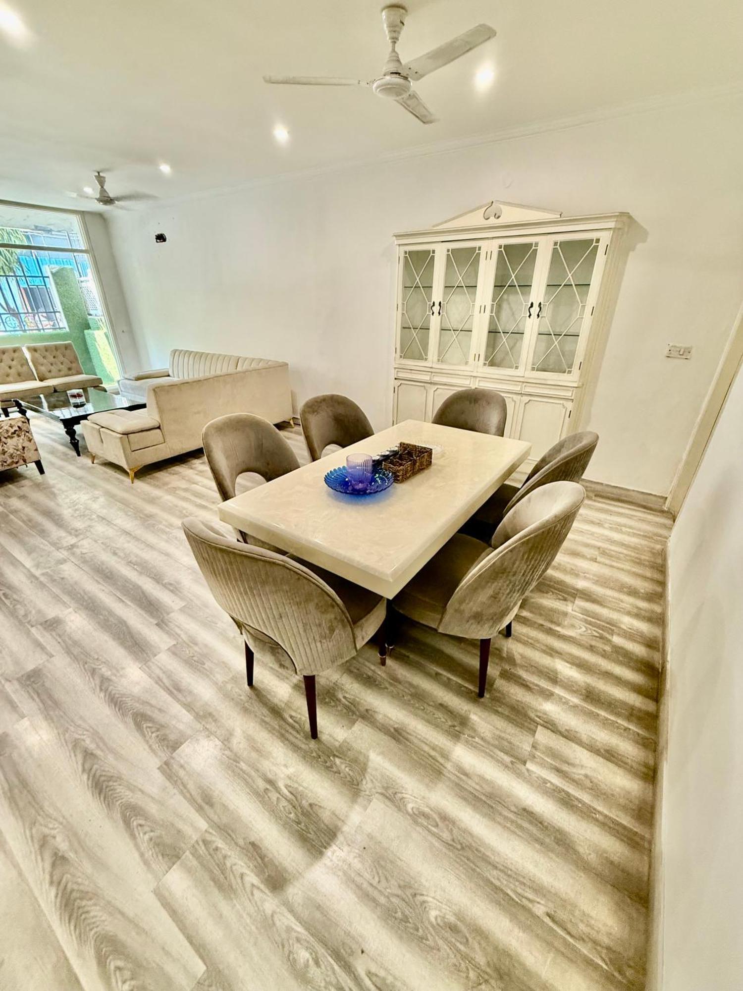 Woodbridge Gk 1 Apartment *